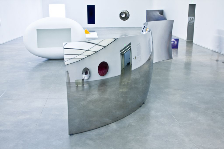 s-curve in gallery